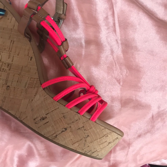 ADORABLE COACH WEDGES💕✨ - Picture 6 of 7